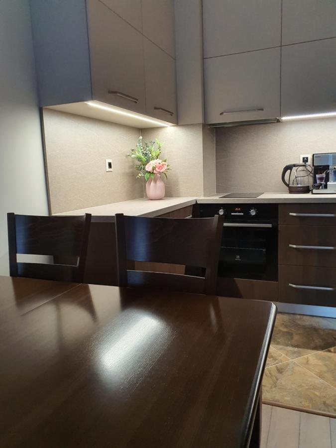 Vip Apartment & Parking Sofia Bagian luar foto