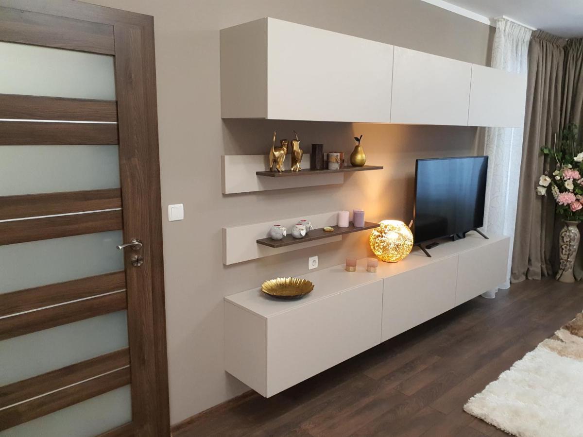 Vip Apartment & Parking Sofia Bagian luar foto